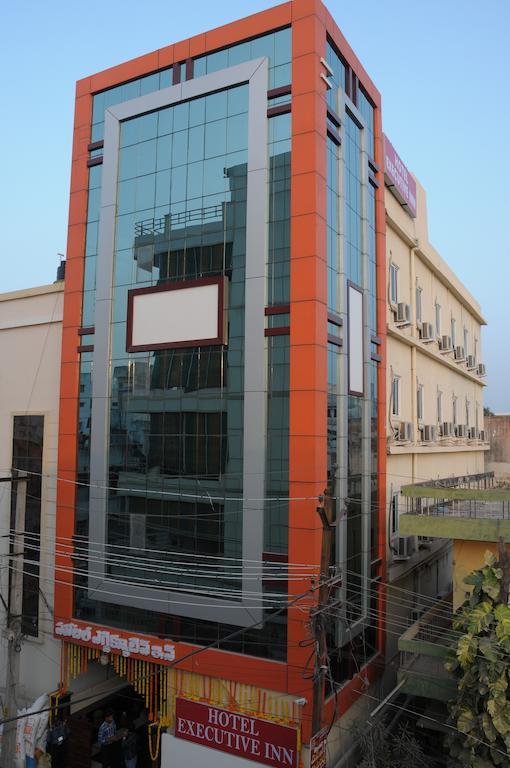 Hotel Executive Inn Vijayawada Ngoại thất bức ảnh