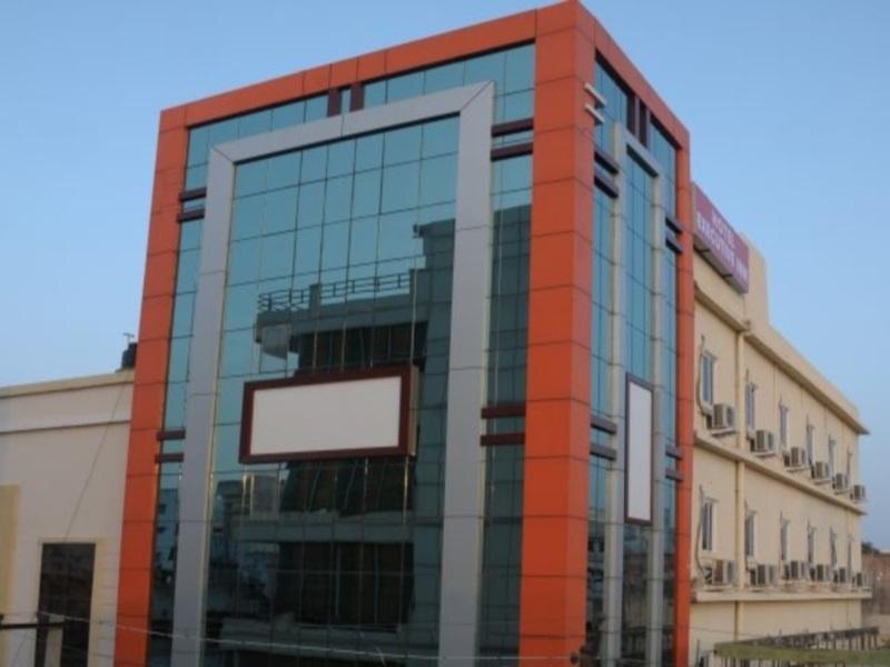 Hotel Executive Inn Vijayawada Ngoại thất bức ảnh